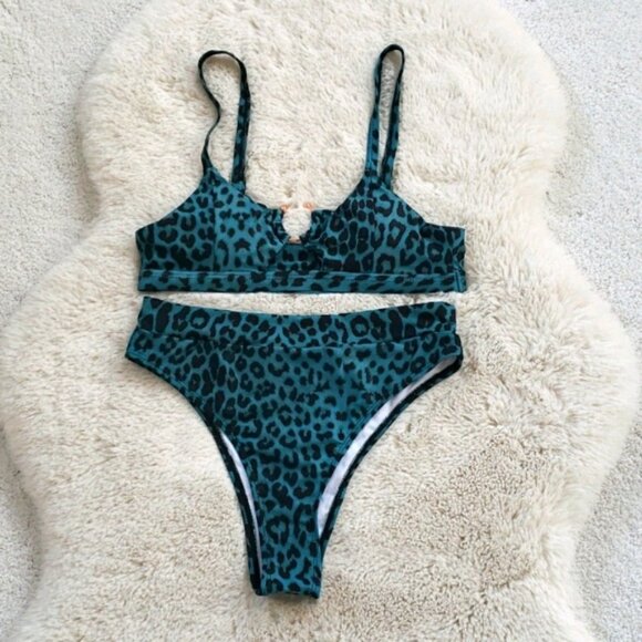 New Cut Out BraletteTop High-waist Bikini Set - Picture 8 of 9